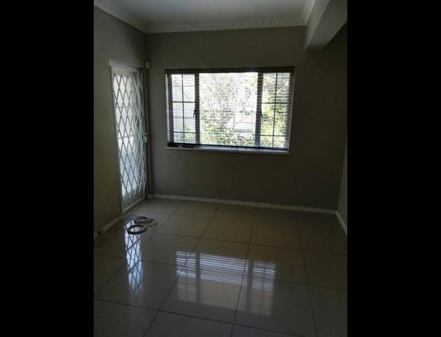 2 BEDROOM PROPERTY TO RENT IN CLAREMONT